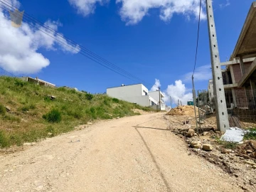 Terreno para Venda em Vialonga