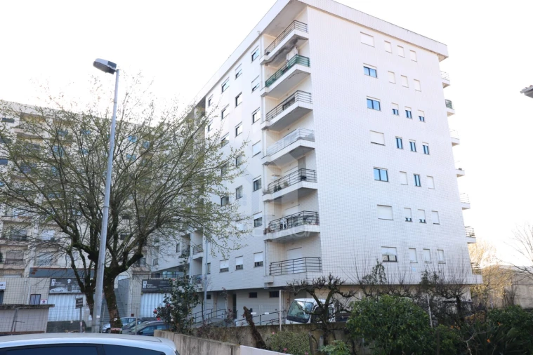 Apartamento T2 para Venda em Lomar e Arcos Foto 19