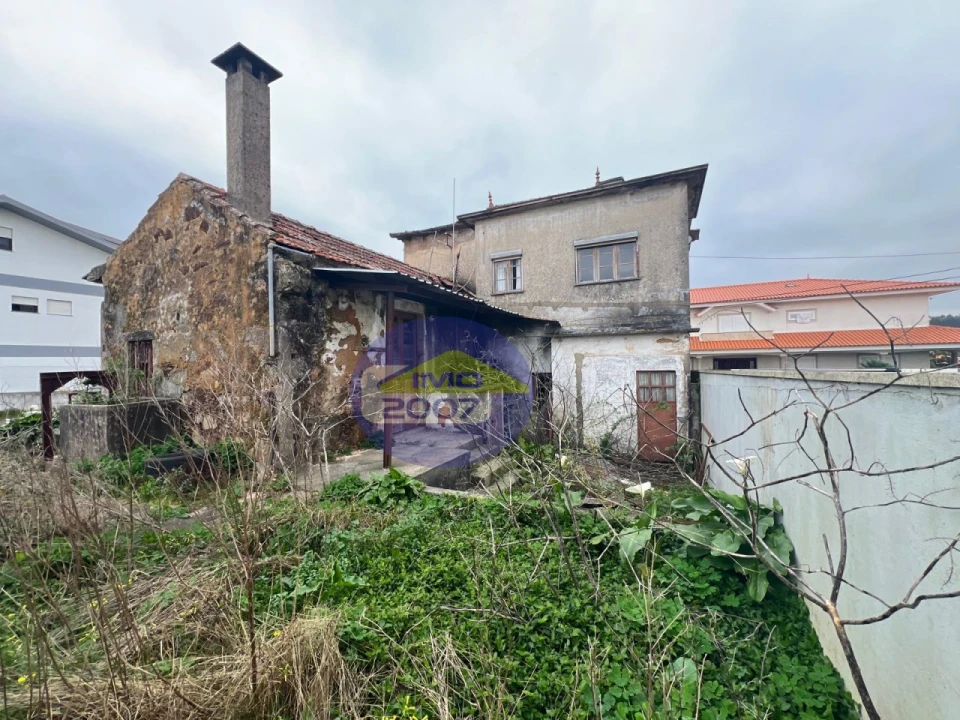 Moradia T3 para Venda em Nogueira da Regedoura Foto 2