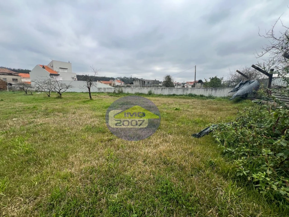 Moradia T3 para Venda em Nogueira da Regedoura Foto 11