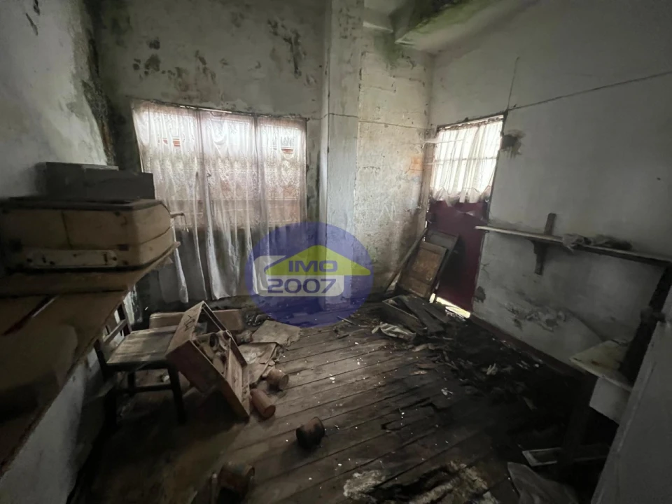 Moradia T3 para Venda em Nogueira da Regedoura Foto 26