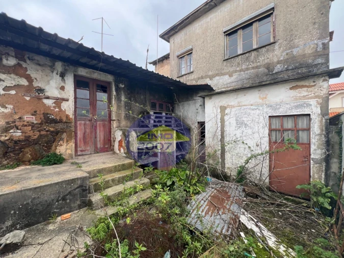 Moradia T3 para Venda em Nogueira da Regedoura Foto 8