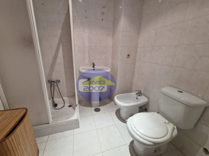 Apartamento T2 para Venda em Paços de Brandão Foto 16