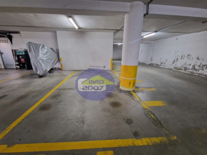 Apartamento T2 para Venda em Paços de Brandão Foto 25