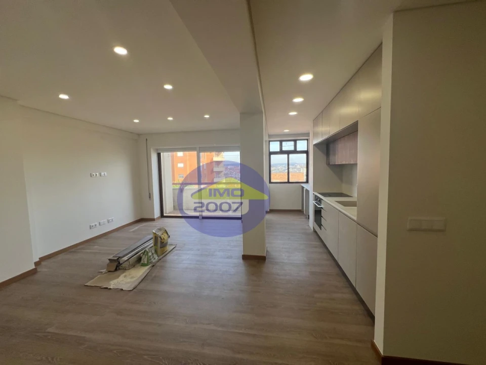 Apartamento T2 para Venda em Santa Marinha e São Pedro da Afurada Foto 4
