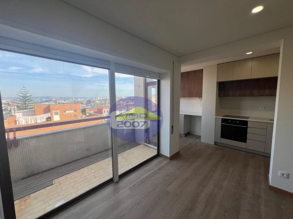 Apartamento T2 para Venda em Santa Marinha e São Pedro da Afurada Foto 1