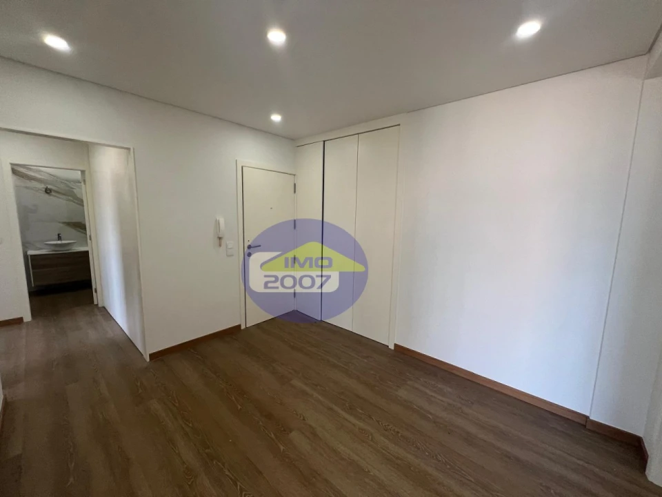 Apartamento T2 para Venda em Santa Marinha e São Pedro da Afurada Foto 8