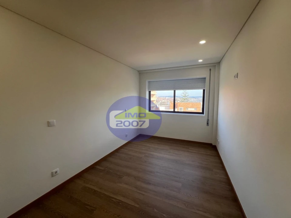 Apartamento T2 para Venda em Santa Marinha e São Pedro da Afurada Foto 17