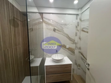 Apartamento T2 para Venda em Santa Marinha e São Pedro da Afurada