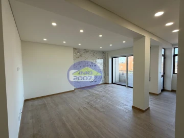 Apartamento T2 para Venda em Santa Marinha e São Pedro da Afurada