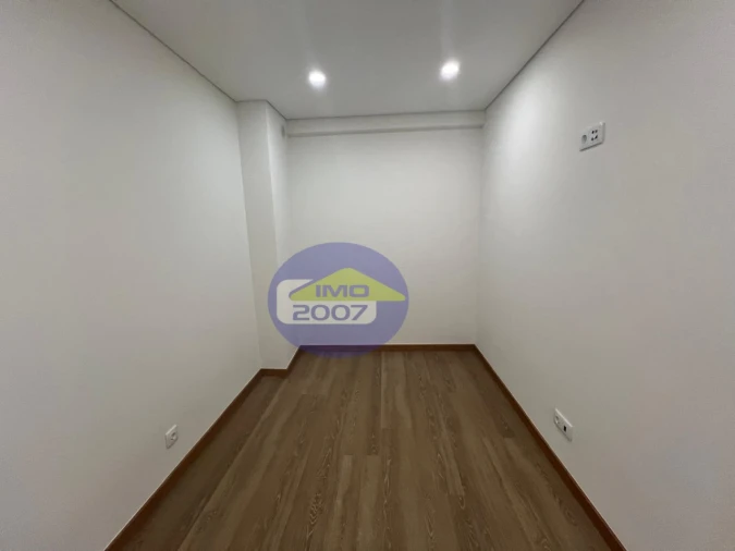 Apartamento T2 para Venda em Santa Marinha e São Pedro da Afurada Foto 10