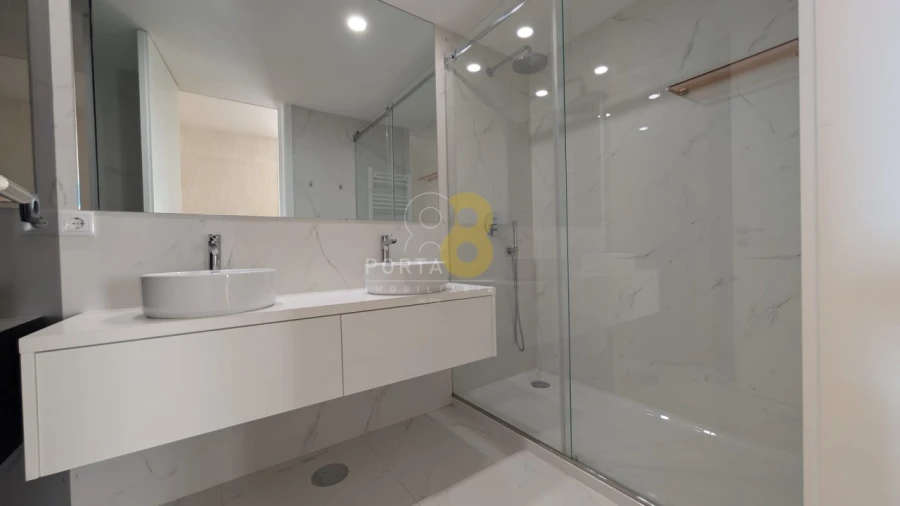 Apartamento T4 para Venda em Matosinhos e Leça da Palmeira Foto 15