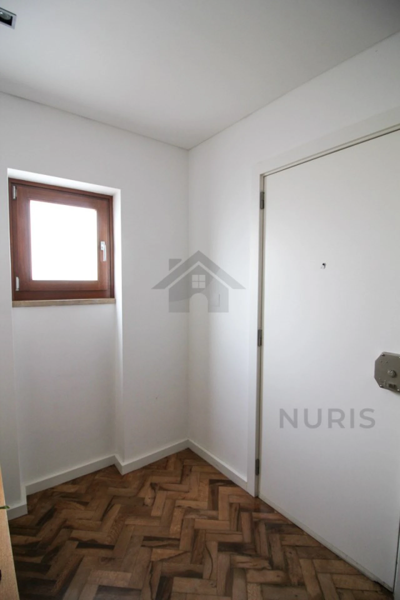 Apartamento T4 para Venda em Portimão Foto 17