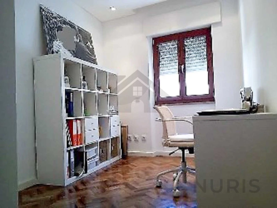 Apartamento T4 para Venda em Portimão Foto 20