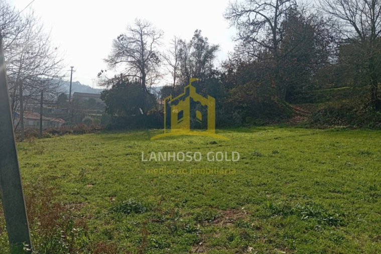 Terreno Misto para Venda em Águas Santas e Moure Foto 7