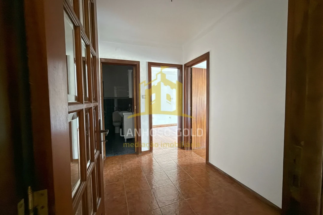 Apartamento T3 para Venda em Povoa de Lanhoso (N. Senhora do Amparo) Foto 7