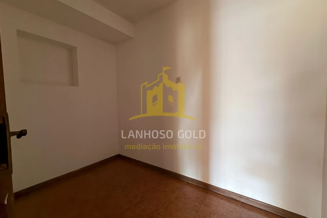 Apartamento T3 para Venda em Povoa de Lanhoso (N. Senhora do Amparo) Foto 9