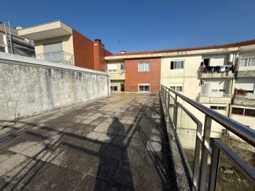 Apartamento T3 para Venda em Povoa de Lanhoso (N. Senhora do Amparo)