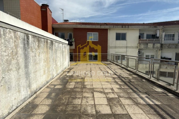 Apartamento T3 para Venda em Povoa de Lanhoso (N. Senhora do Amparo) Foto 14