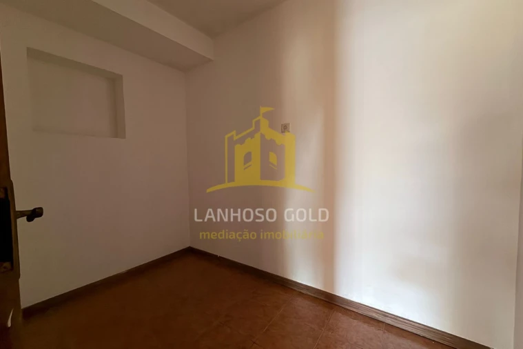 Apartamento T3 para Venda em Povoa de Lanhoso (N. Senhora do Amparo) Foto 9