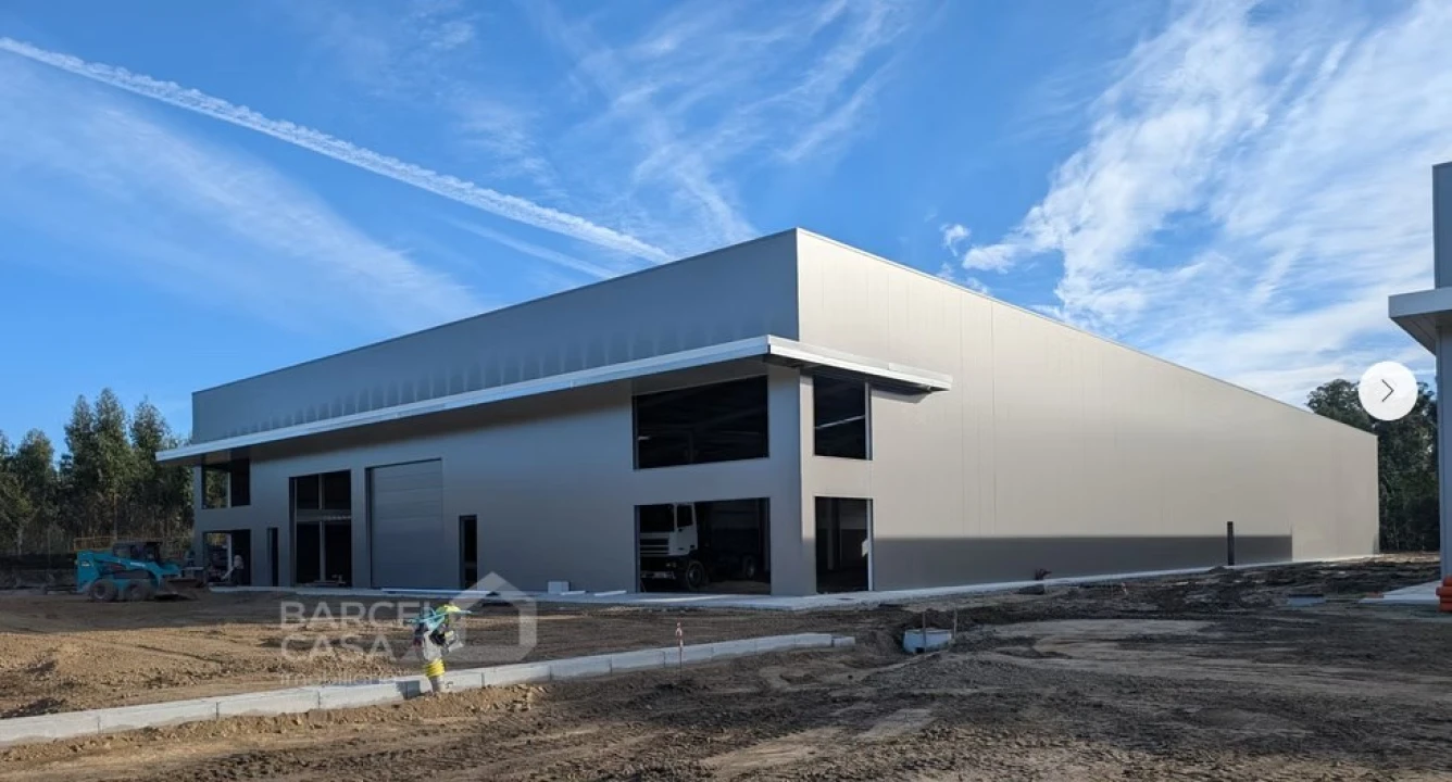 Armazém para Venda em Silveiros e Rio Covo (Santa Eulália) Foto 2