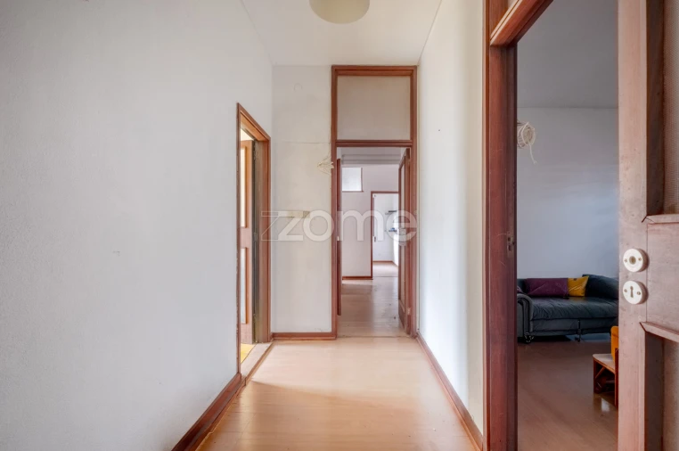 Apartamento T4 para Venda em Cedofeita, Santo Ildefonso, Sé, Miragaia, São Nicolau e Vitória Foto 6