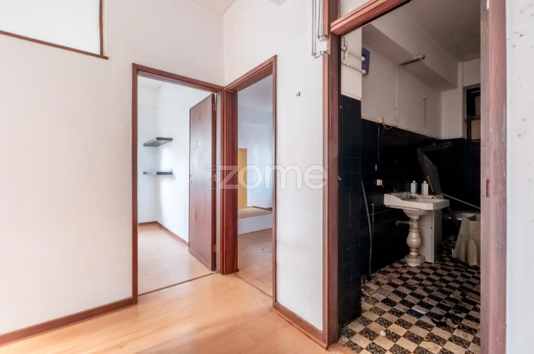 Apartamento T4 para Venda em Cedofeita, Santo Ildefonso, Sé, Miragaia, São Nicolau e Vitória Foto 24