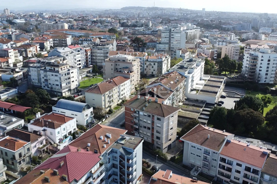 Apartamento T4 para Venda em Cedofeita, Santo Ildefonso, Sé, Miragaia, São Nicolau e Vitória Foto 38