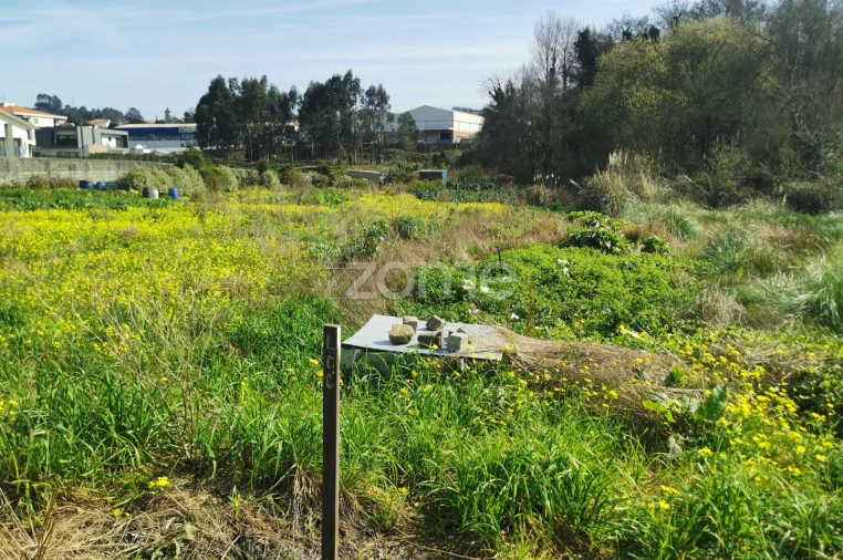 Terreno para Venda em Serzedo e Perosinho Foto 7