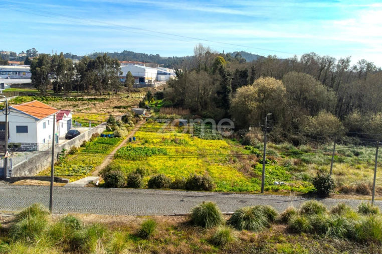 Terreno para Venda em Serzedo e Perosinho Foto 5