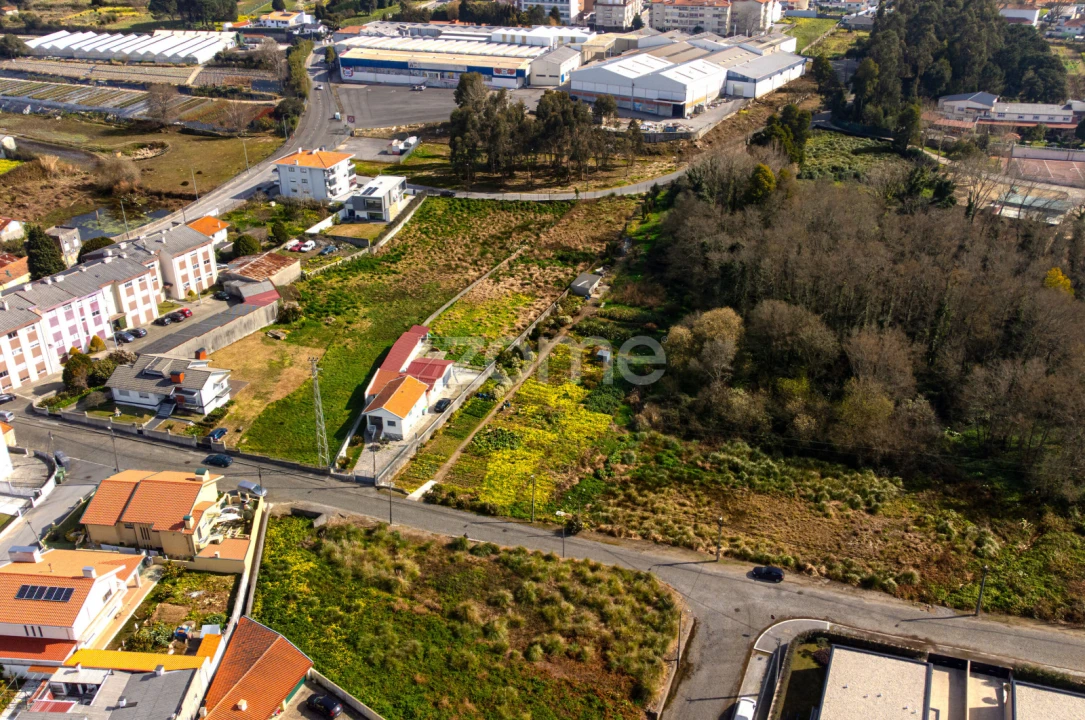 Terreno para Venda em Serzedo e Perosinho Foto 16