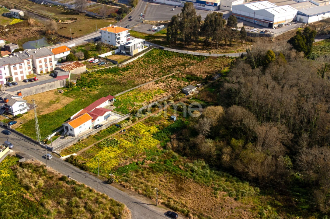 Terreno para Venda em Serzedo e Perosinho Foto 24