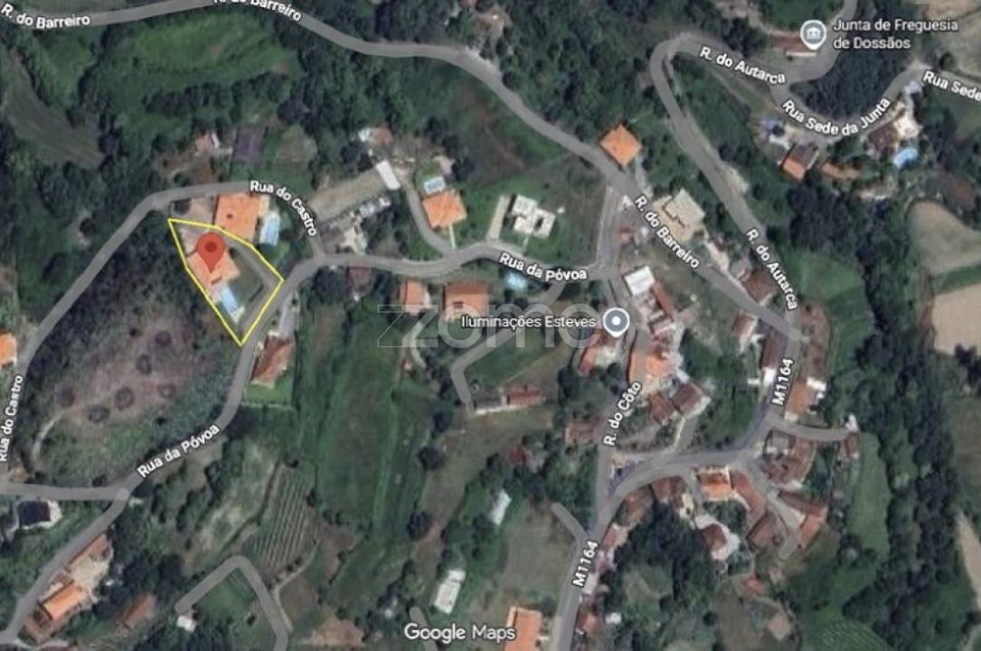 Moradia T4 para Venda em Dossãos Foto 46