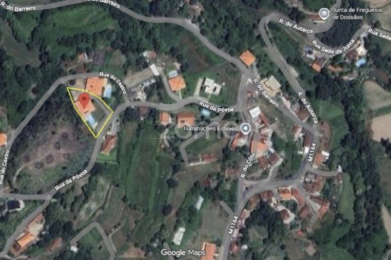 Moradia T4 para Venda em Dossãos Foto 46