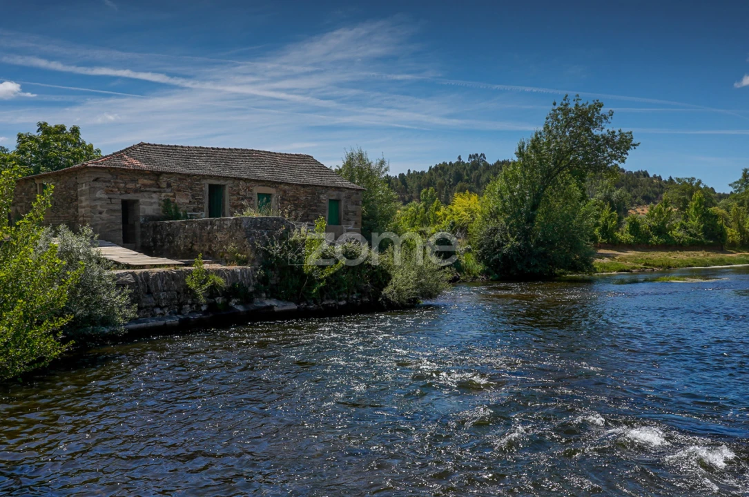 Moradia T4 para Venda em Mascarenhas Foto 6