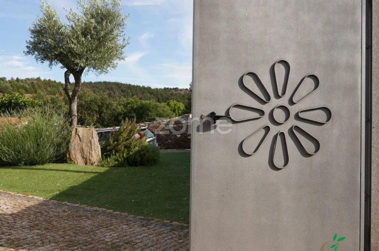 Moradia T4 para Venda em Mascarenhas Foto 7