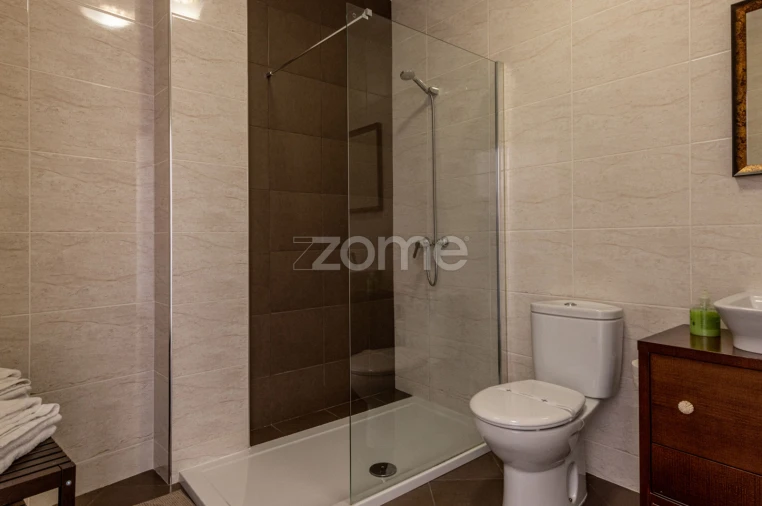 Moradia T4 para Venda em Mascarenhas Foto 32