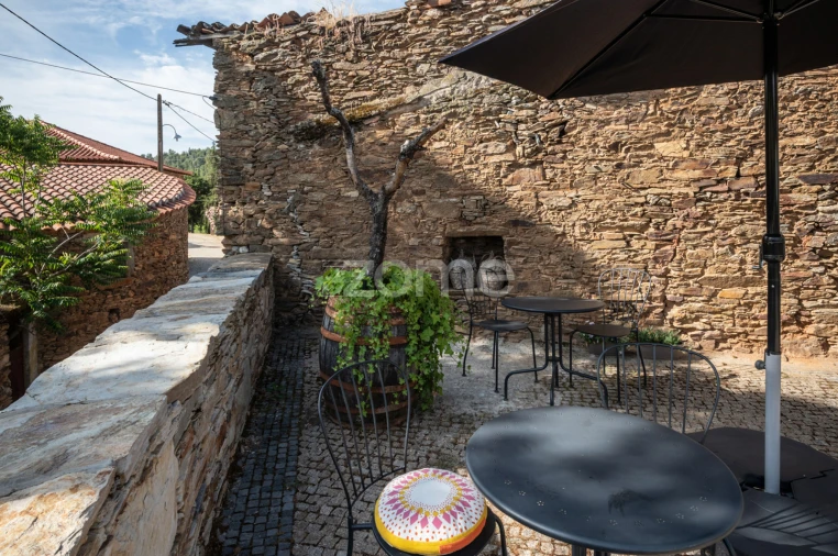 Moradia T4 para Venda em Mascarenhas Foto 10