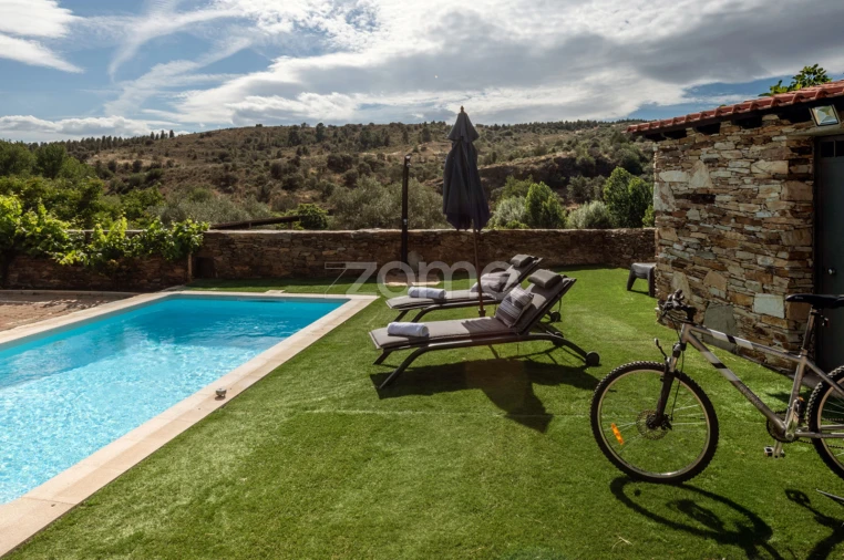 Moradia T4 para Venda em Mascarenhas Foto 12