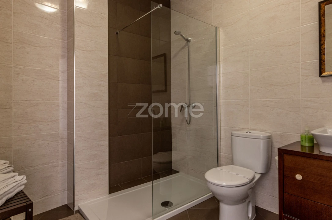 Moradia T4 para Venda em Mascarenhas Foto 32