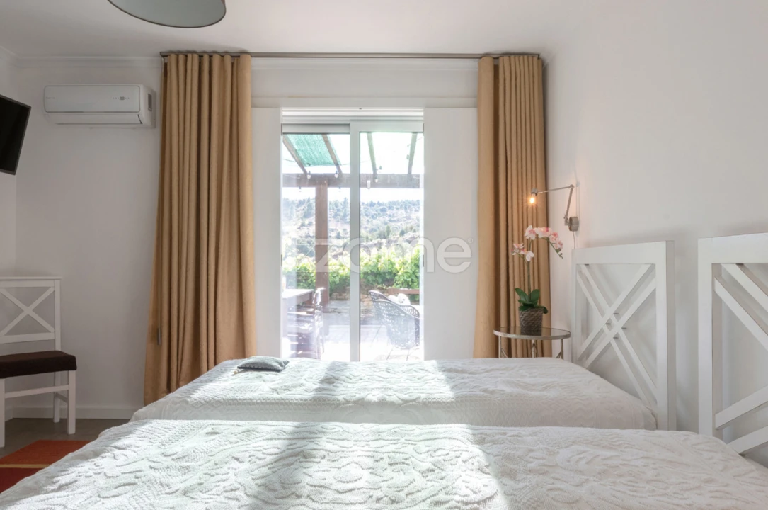 Moradia T4 para Venda em Mascarenhas Foto 36