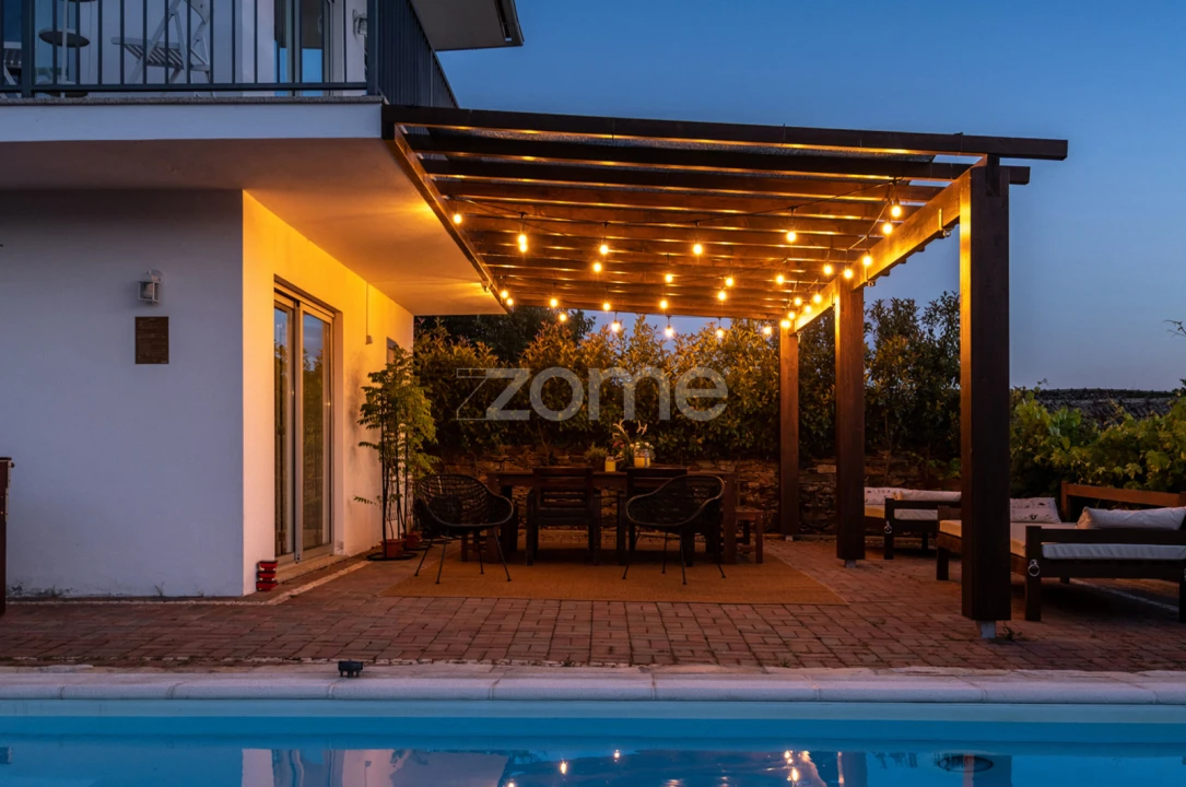 Moradia T4 para Venda em Mascarenhas Foto 19