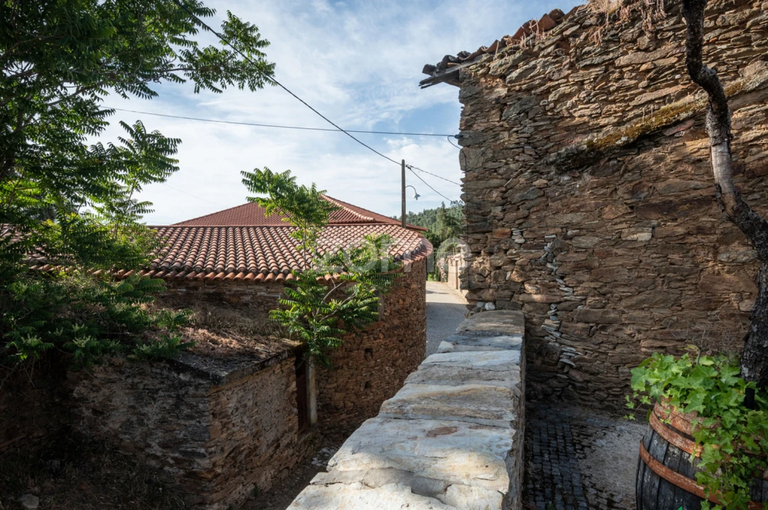 Moradia T4 para Venda em Mascarenhas Foto 44