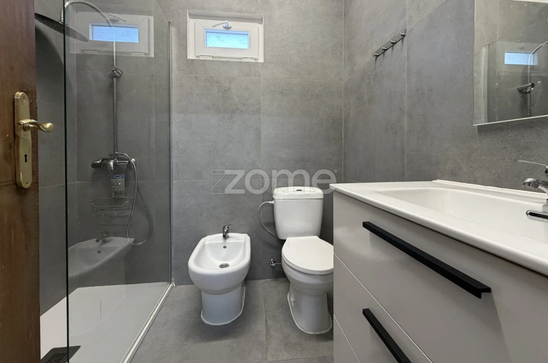 Apartamento T3 para Venda em Frechas Foto 4