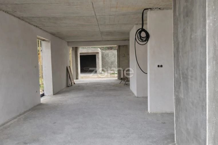 Moradia T3 para Venda em Campos e Vila Meã Foto 6