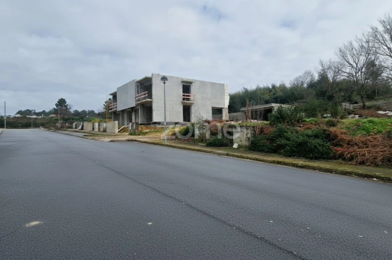 Moradia T3 para Venda em Campos e Vila Meã Foto 8