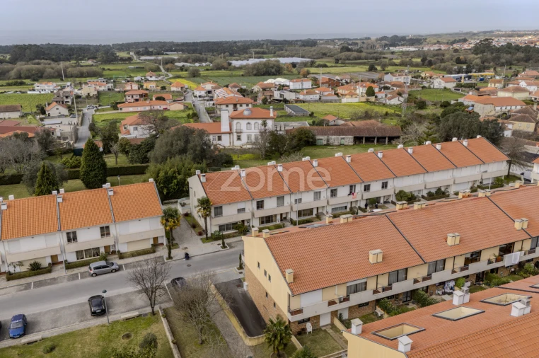 Moradia T5 para Venda em Antas Foto 61