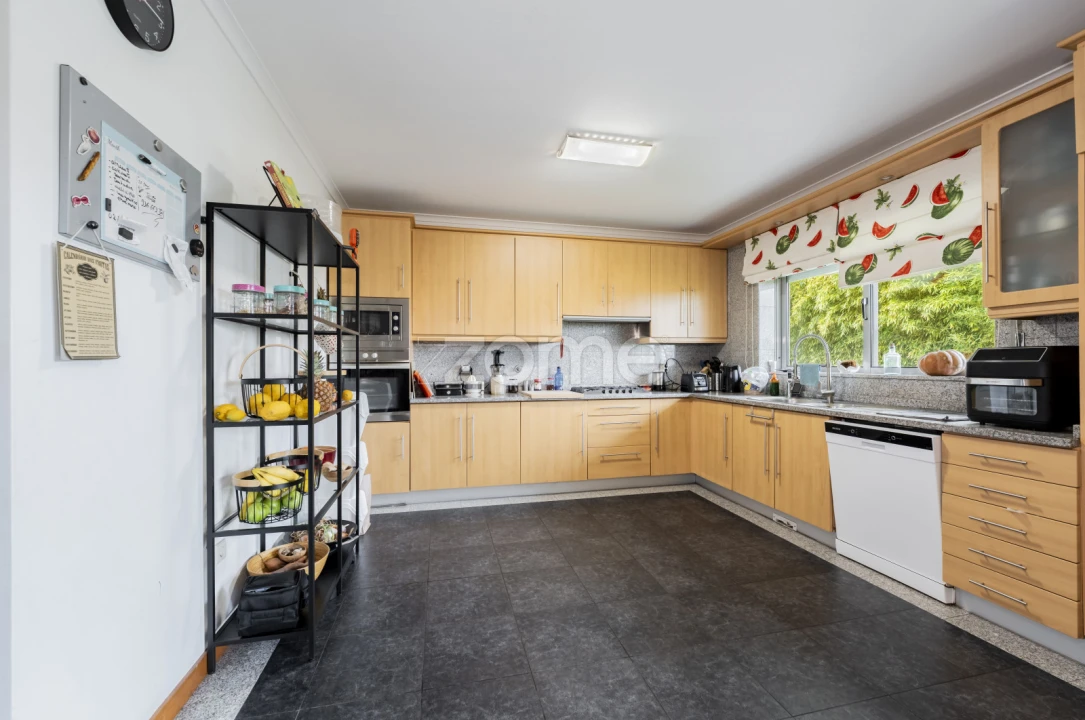 Moradia T5 para Venda em Antas Foto 26