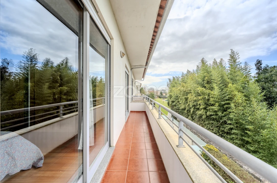 Moradia T5 para Venda em Antas Foto 40