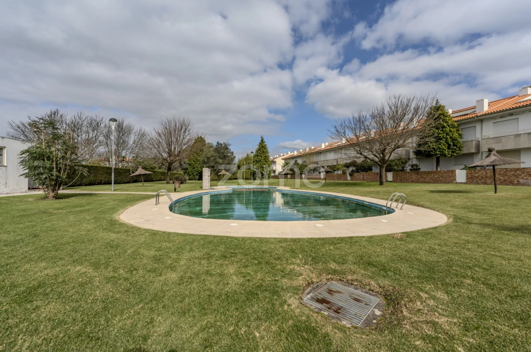 Moradia T5 para Venda em Antas Foto 60